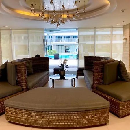 Fameous Staycation In Fame Residences