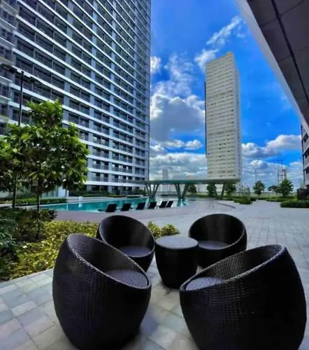 Apartahotel Fameous Staycation In Fame Residences Manila