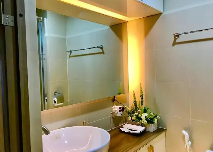 Fameous Staycation In Fame Residences